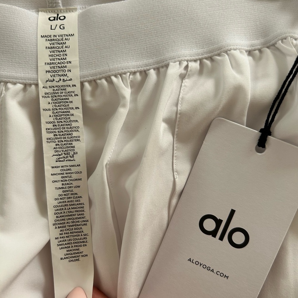 ALO Yoga Classic White Skirt - Picture 6 of 7